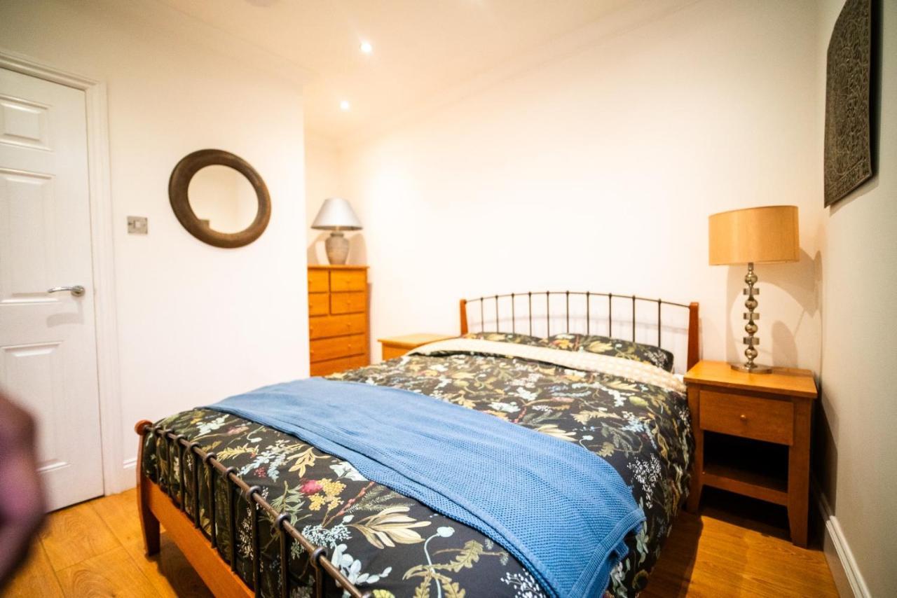 Stay With Serena Homes , One Bedroom Apartment Purley Zewnętrze zdjęcie