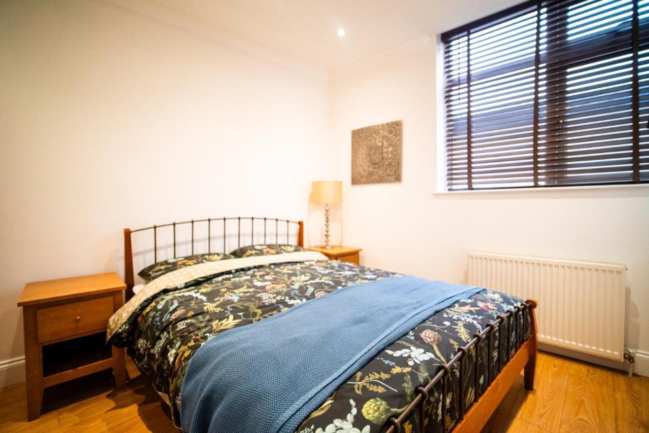 Stay With Serena Homes , One Bedroom Apartment Purley Zewnętrze zdjęcie